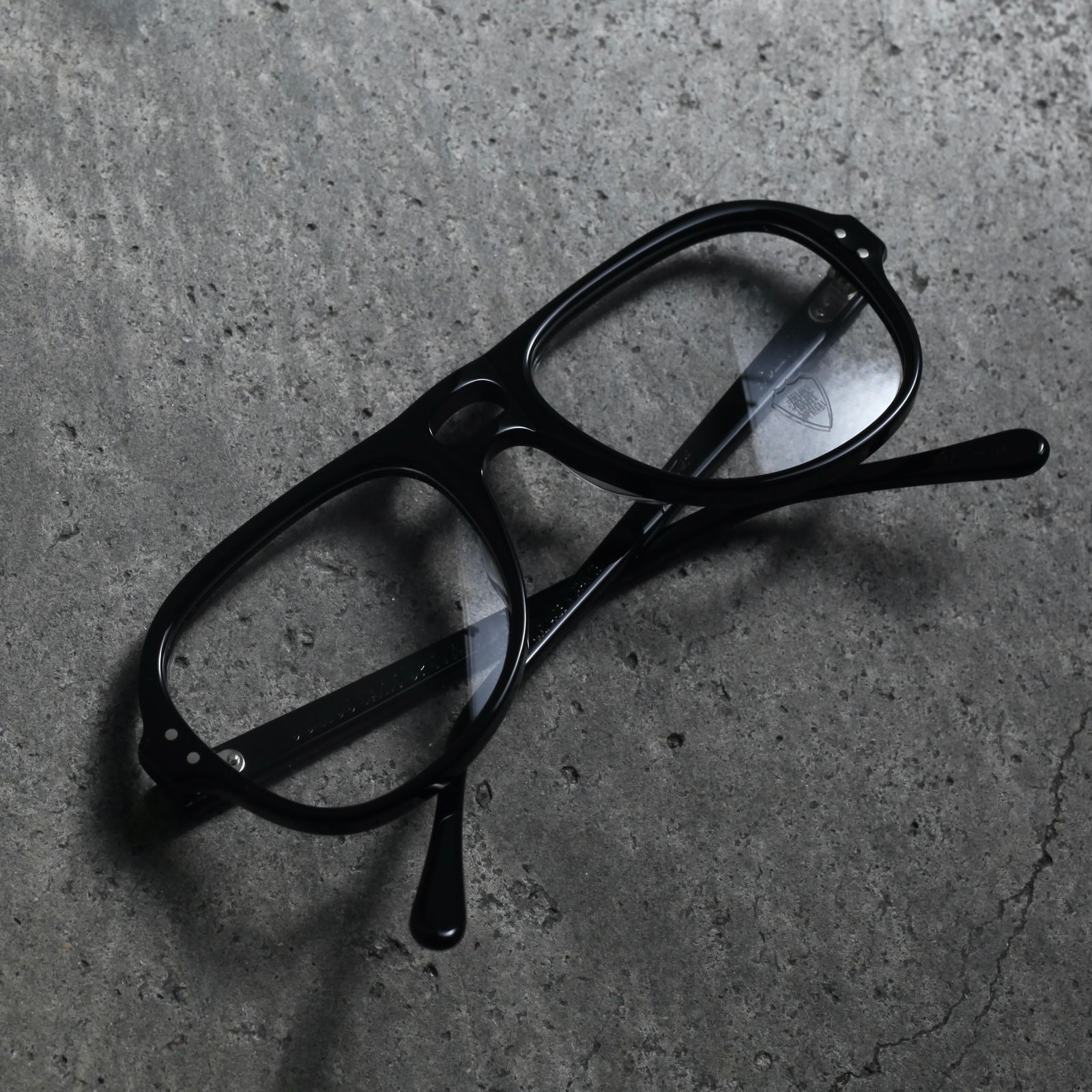 JULIUS TART OPTICAL - 【お取り寄せ注文可能】Holly(カスタム商品) | ACRMTSM ONLINE STORE