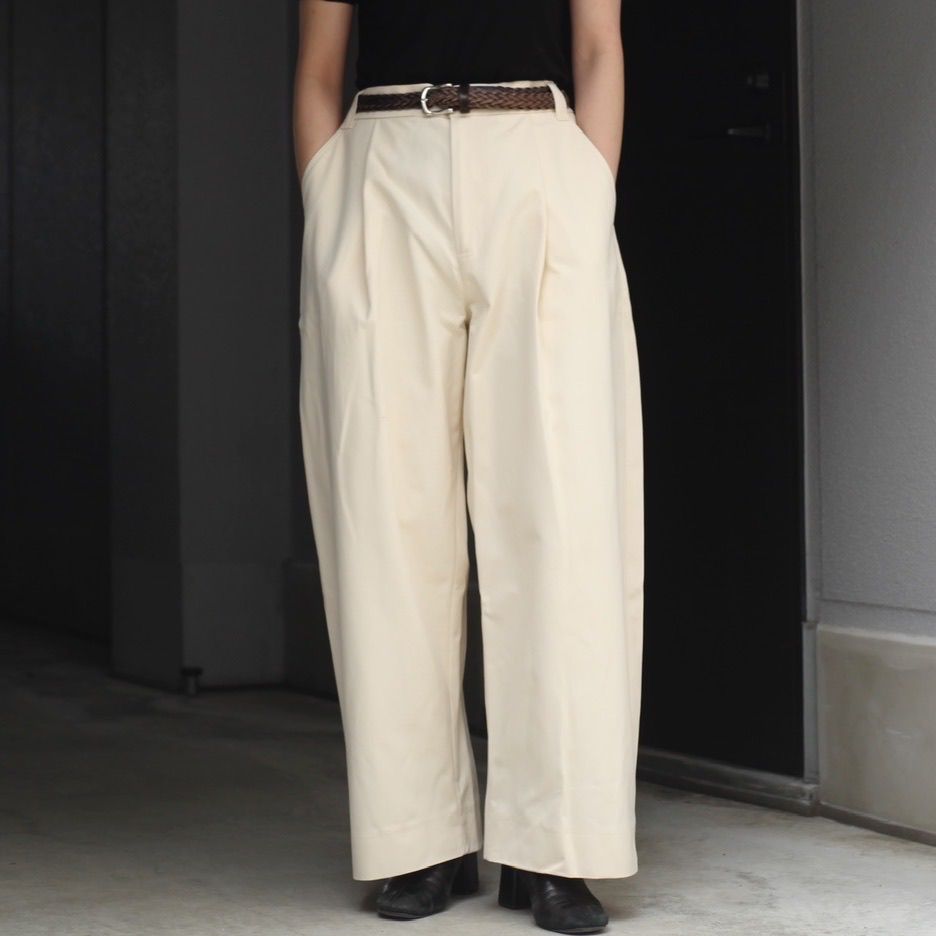 極美品スタジオニコルソンDeep Pleat Volume Pant SORTE-