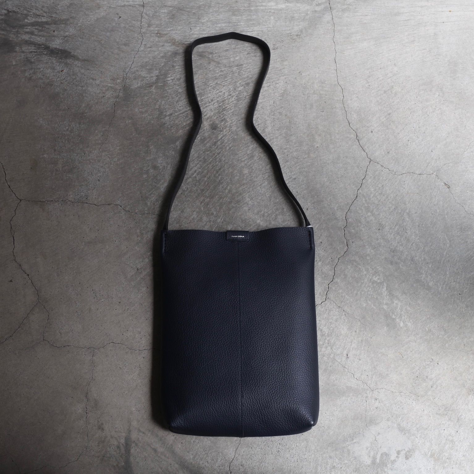【残り一点】Piano Shoulder Big(NAVY)