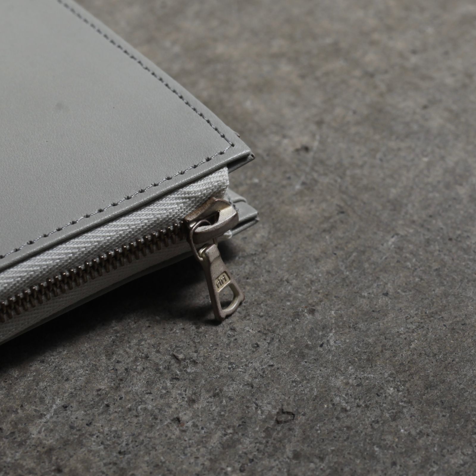 【残り一点】L Zip Purse(KIP)