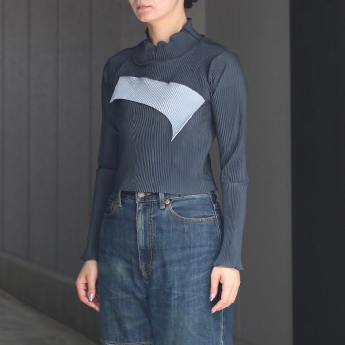 【残り一点】Todo Tiny Wave Top Long Sleeve High Neck