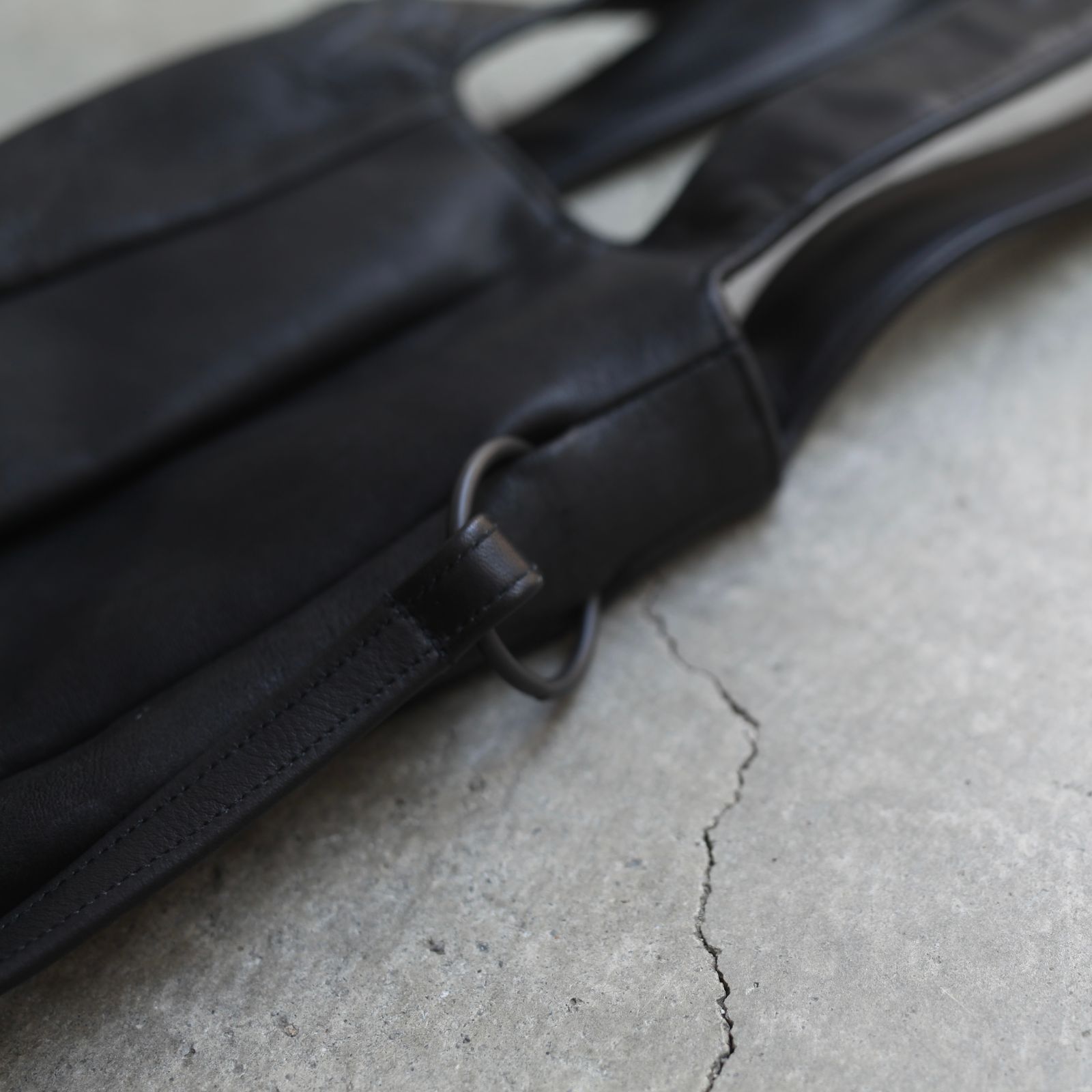 【お取り寄せ注文可能】Bulbous Handbag