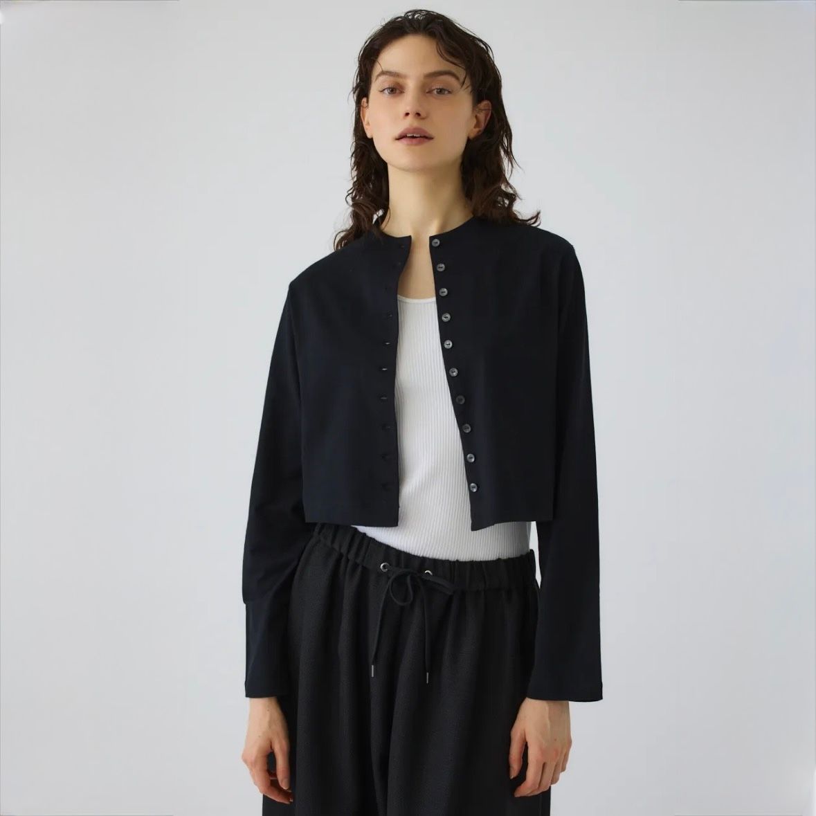 【残り一点】Neck Darts Cut Long T/SH