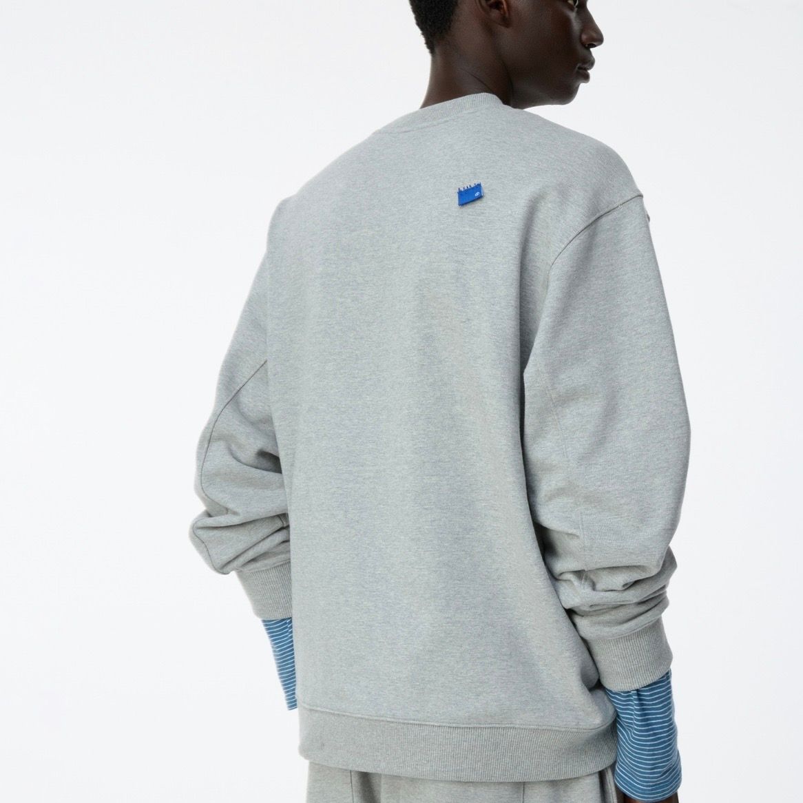 【残り一点】Sig; BL Tag Sweatshirt 01