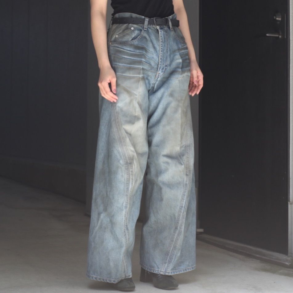 【残りわずか】3D Twisted Wide Leg Jeans