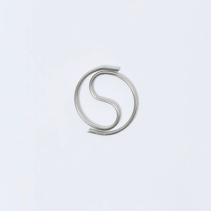 【残りわずか】S Carabiner