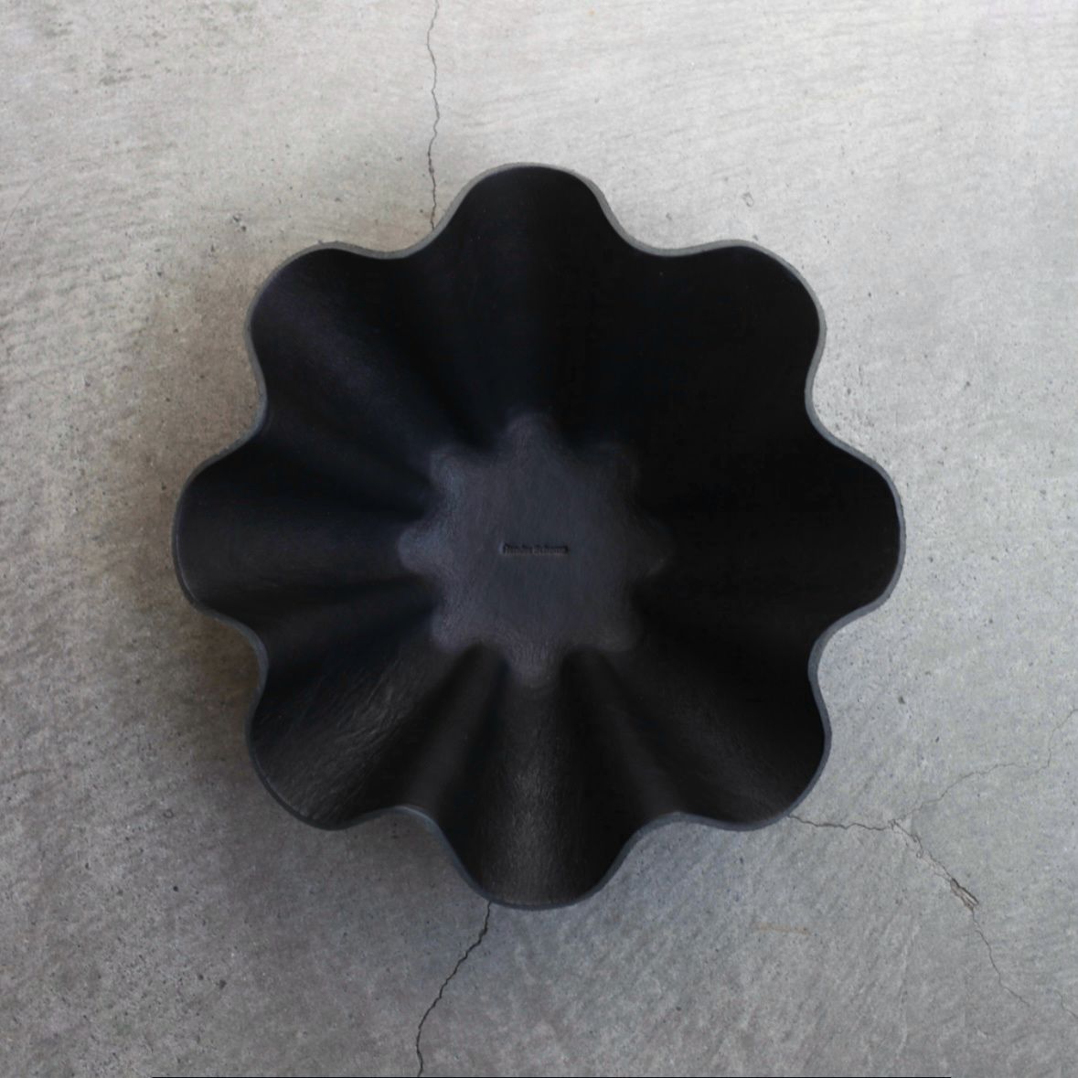 【次回入荷9月中旬予定】Shell Bowl Big(BLACK)
