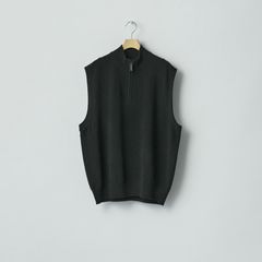 【残り一点】Extra Fine Wool Knit Half Zip Vest
