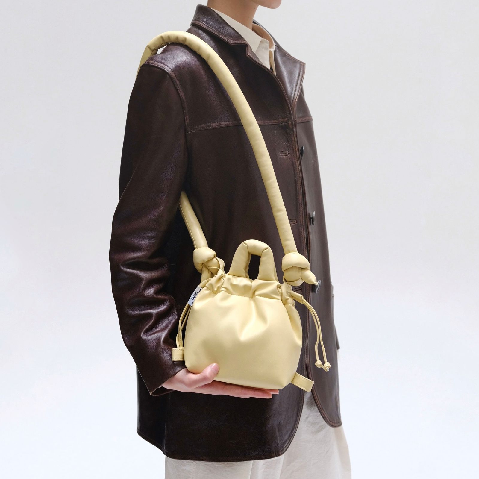 【残り一点】Micro Ona Vegan Leather Bag