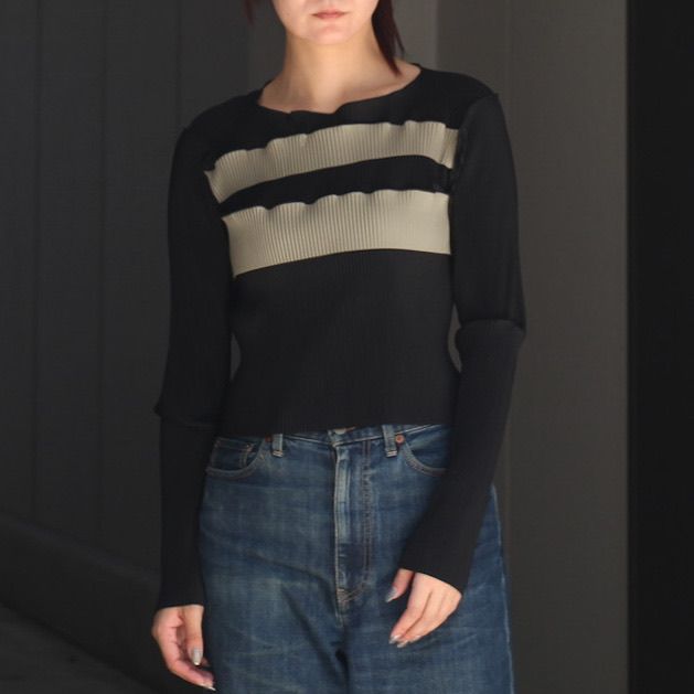 【残り一点】Tiny Border Top