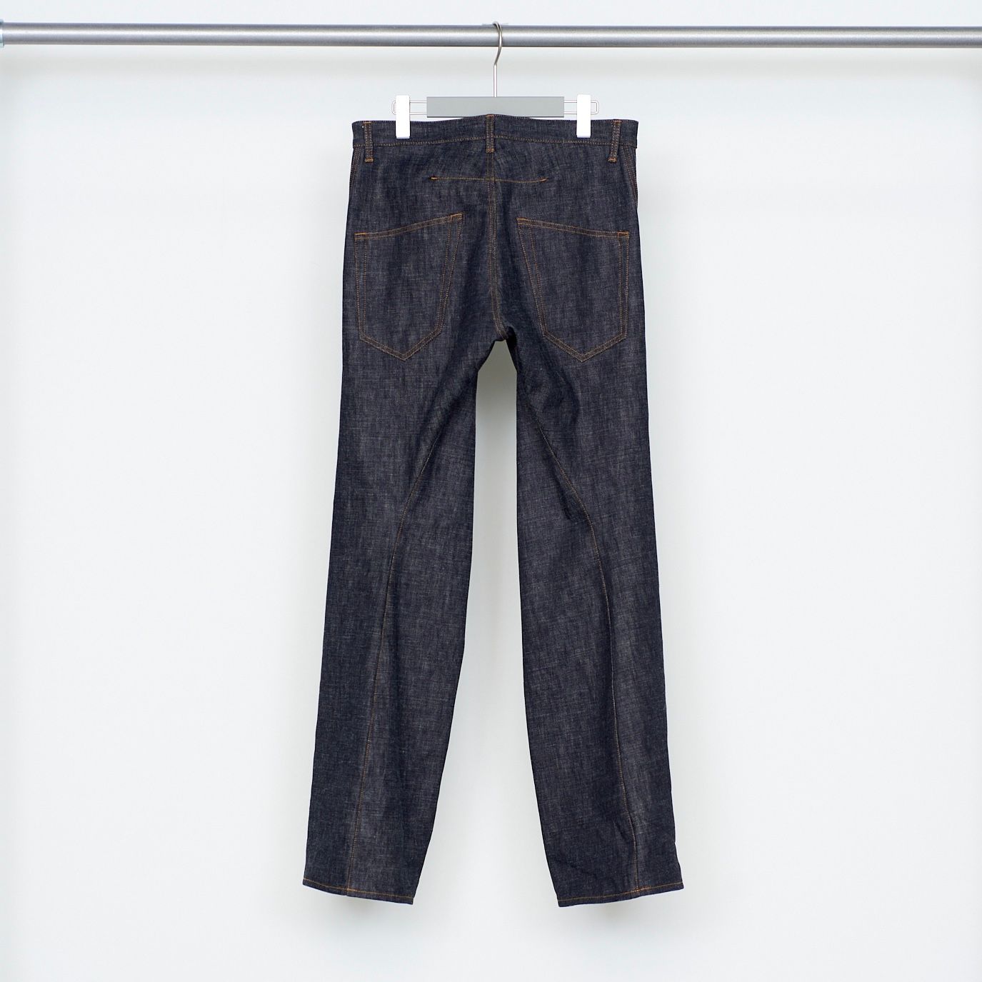 【残りわずか】3D Twisted Jeans