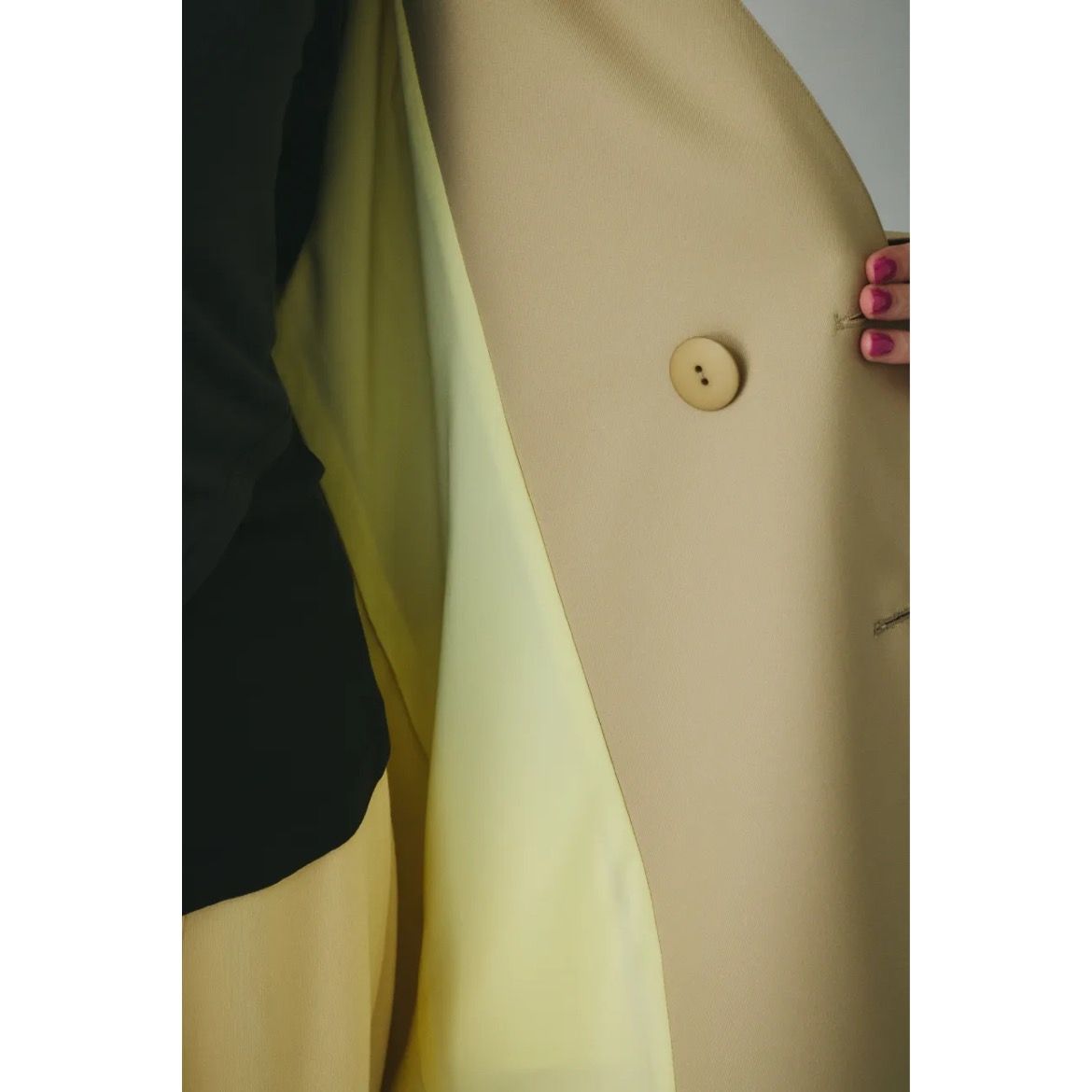 【残り一点】No Collar Over Jacket
