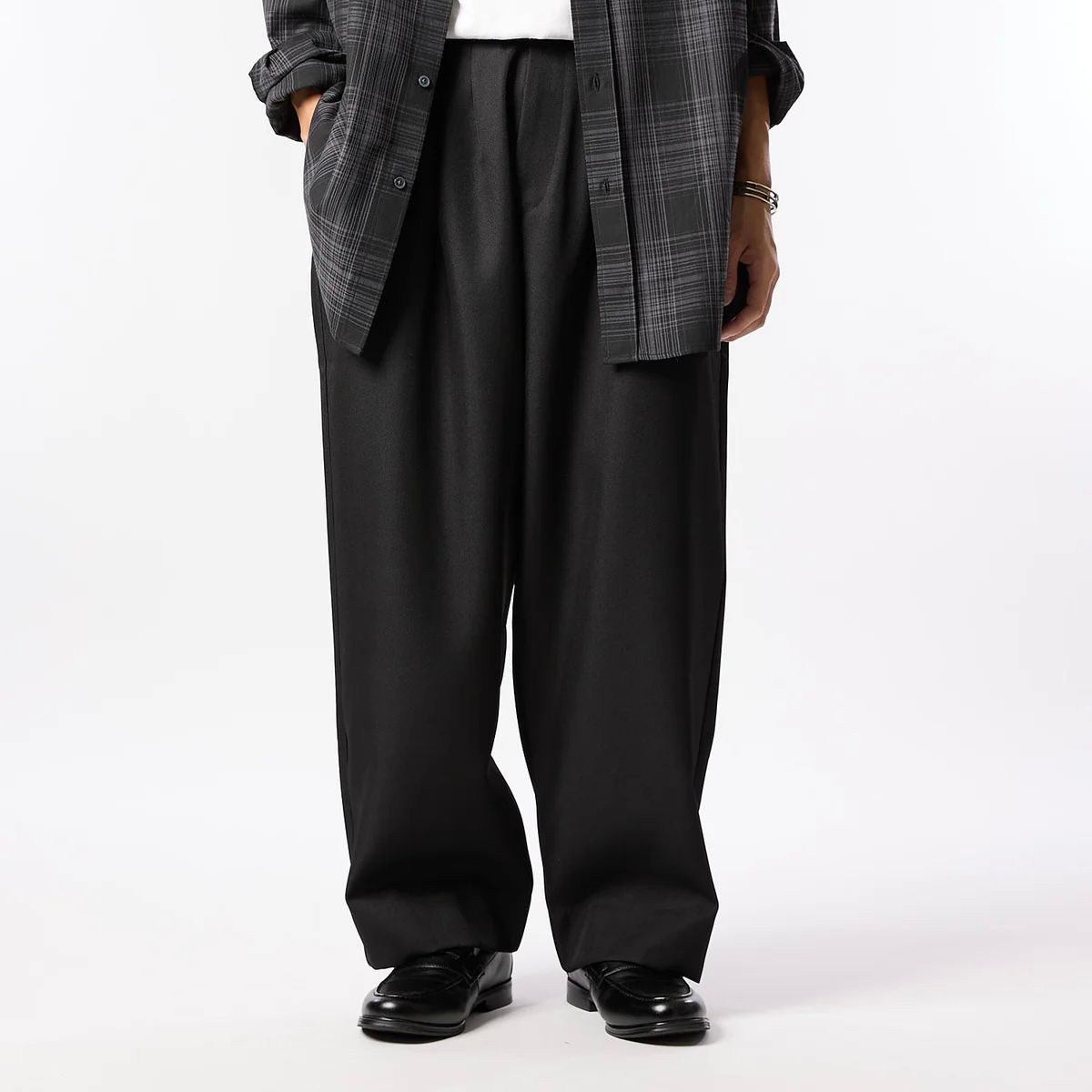 【残り一点】3Tuck Easy Trousers