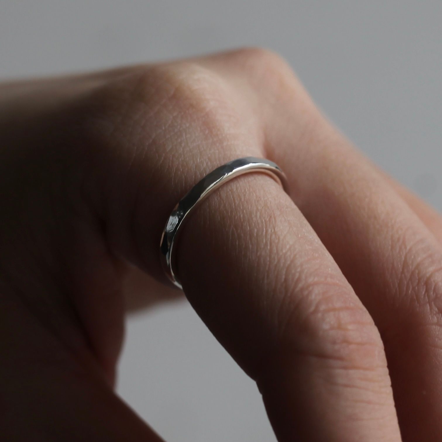 【残り一点】Oval Hammered Ring(2.5mm)
