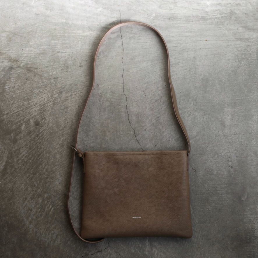 【残り一点】Twist Buckle Bag_S(TAUPE)