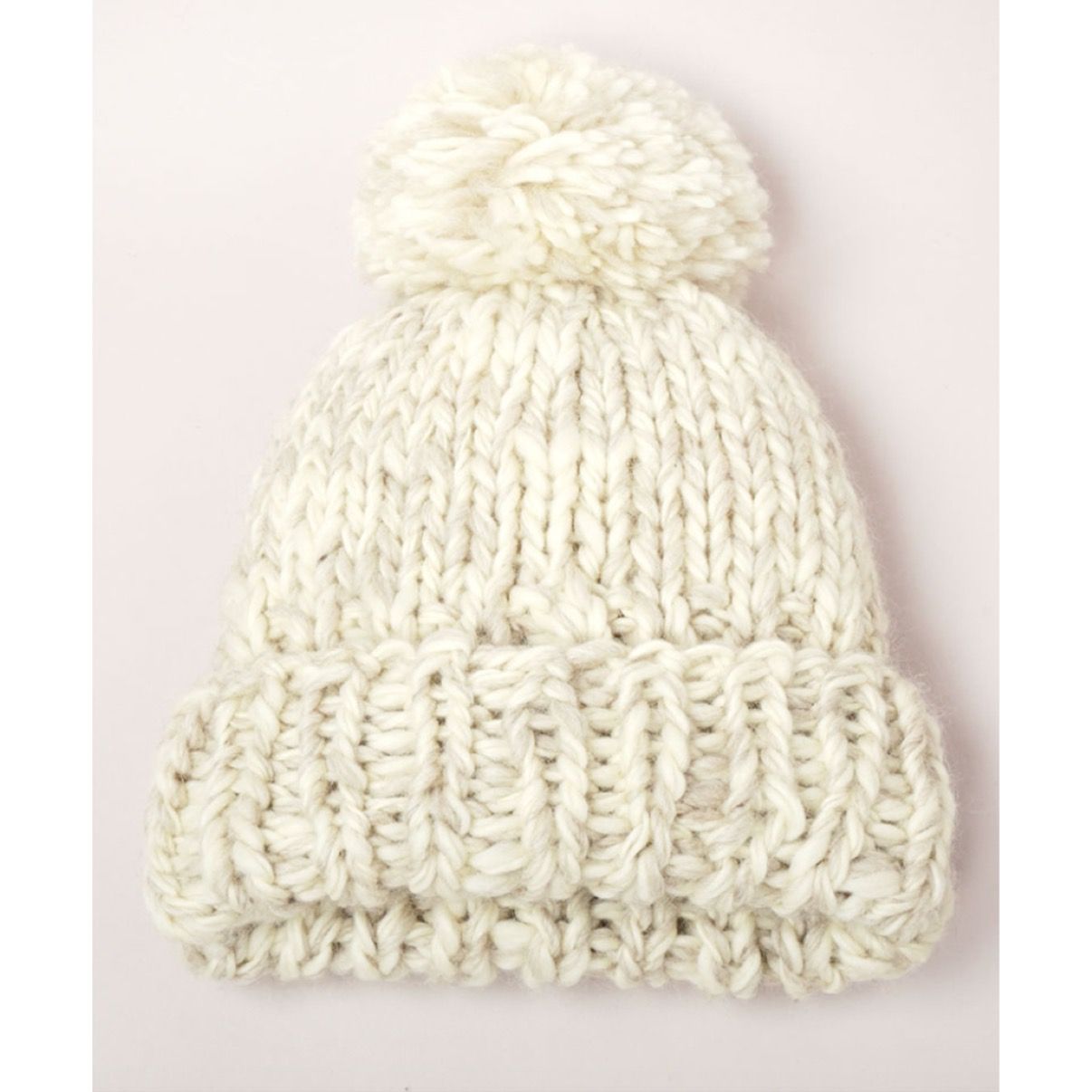 【残り一点】Hand Knitted Big Pompom