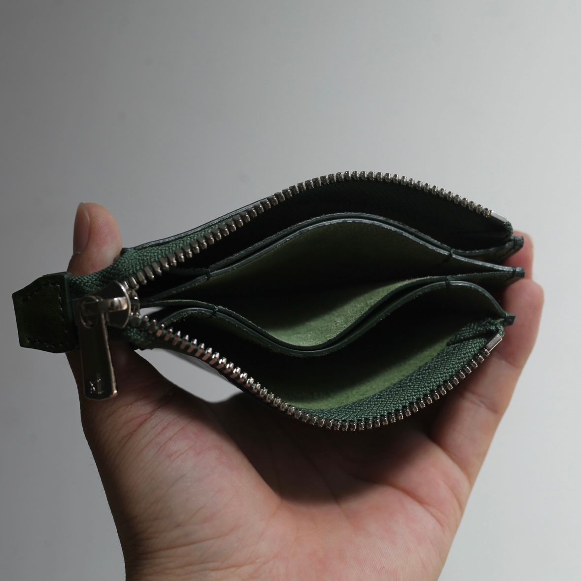 【残り一点】3 Layered Purse(LIME GREEN)