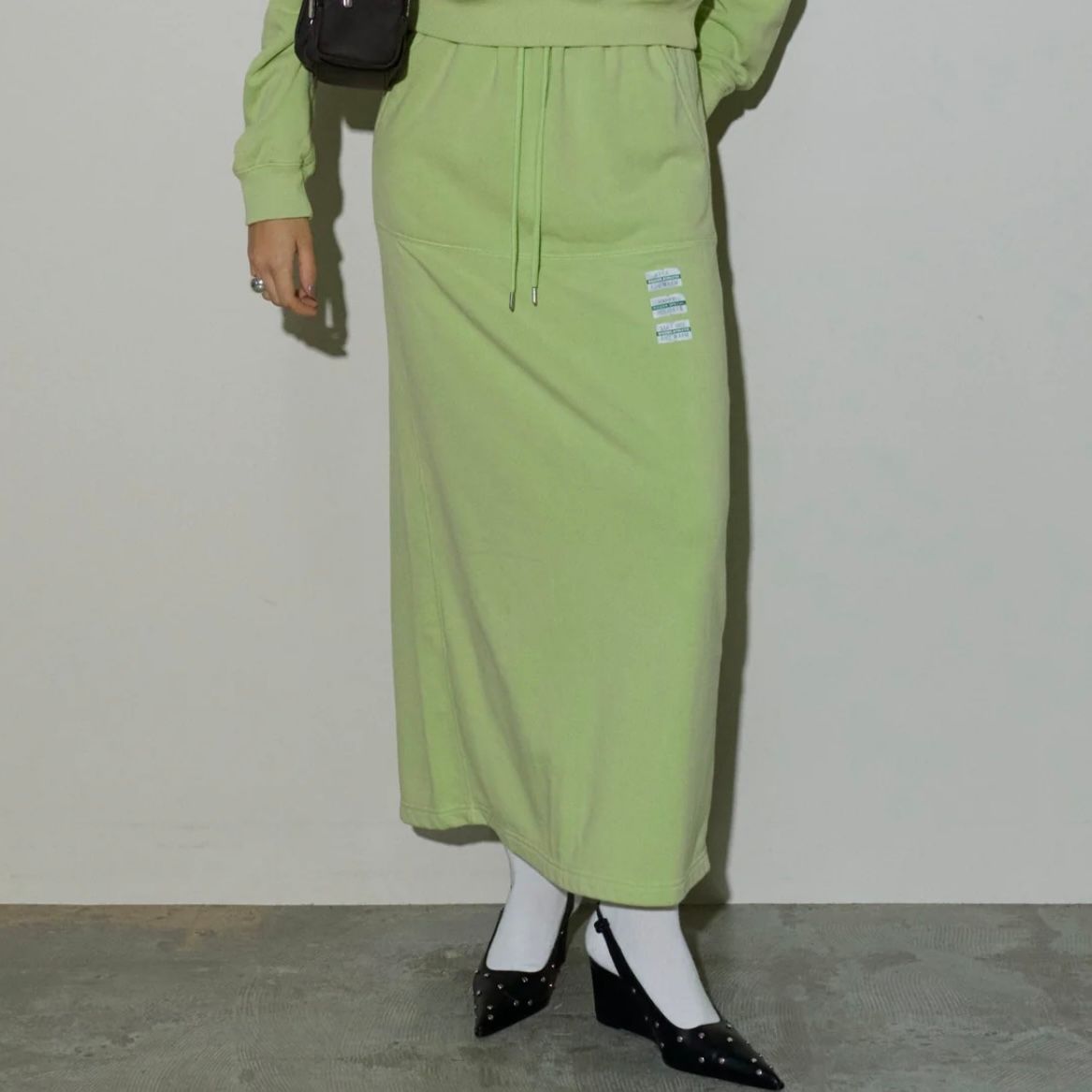 【残り一点】Discus Sweat Skirt