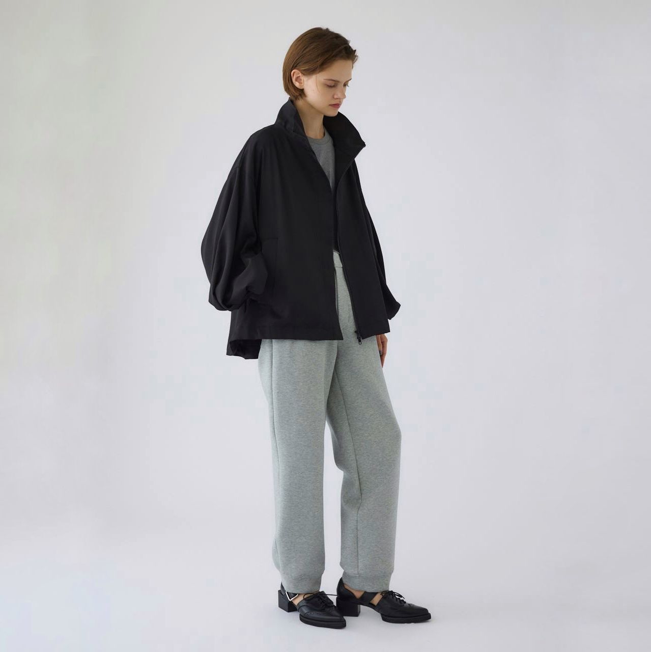 【残り一点】Stand Collar Tuck Sleeve BZ