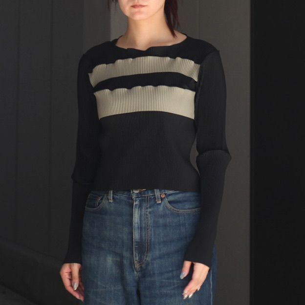 【残り一点】Tiny Border Top