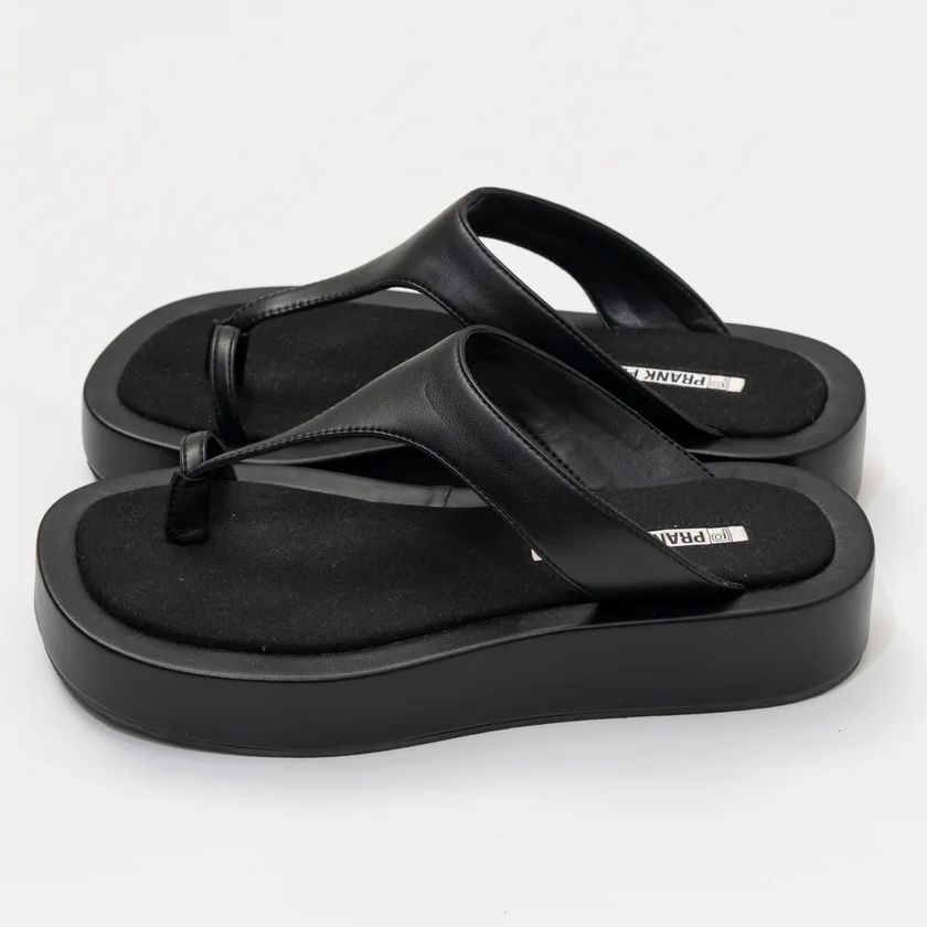 【残り一点】プラットフォームトングサンダル