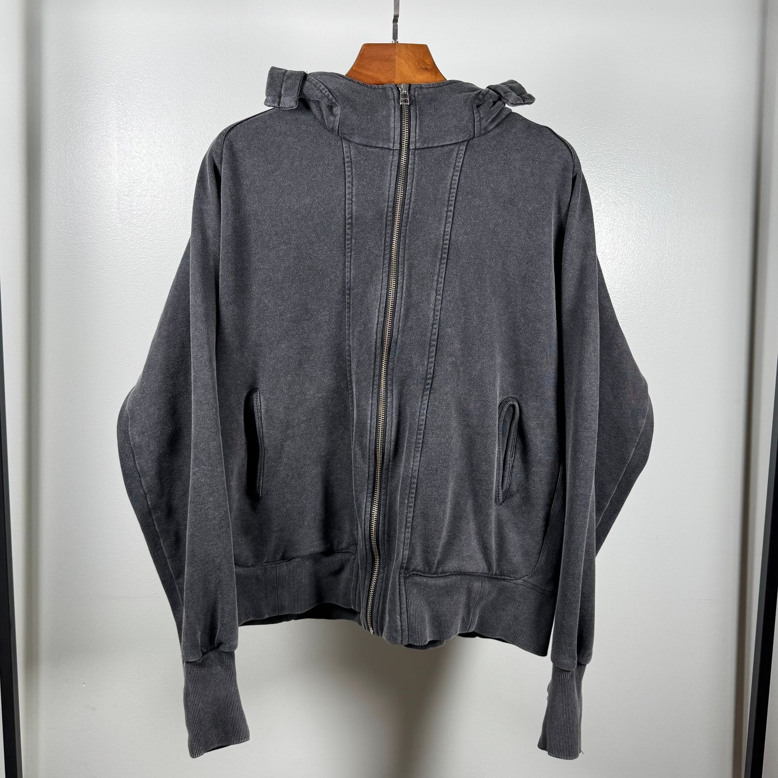 【残り一点】Jian Hoodie