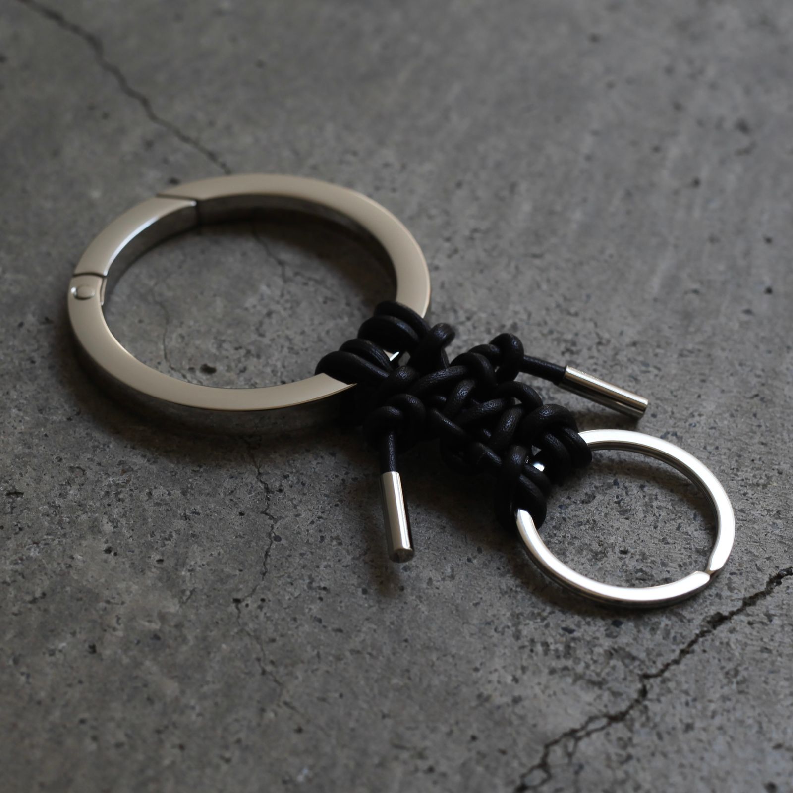 ITTI | CRISTY RING RING / BK COLLECTION Keychain Carabiner
