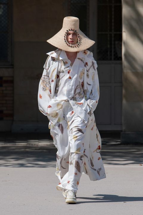 【関税込み】Feng Chen Wang SSENSE限定 オフホワイト フーディ Feng Chen Wang 2024SSコレクション | ACRMTSM ONLINE STORE