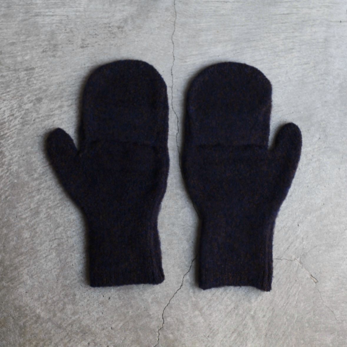 【残り一点】3color Mix Boucle Mitten