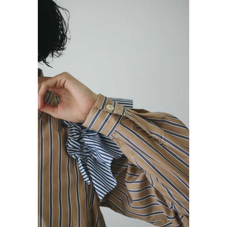 【残り一点】Frill Sleeve Shirt