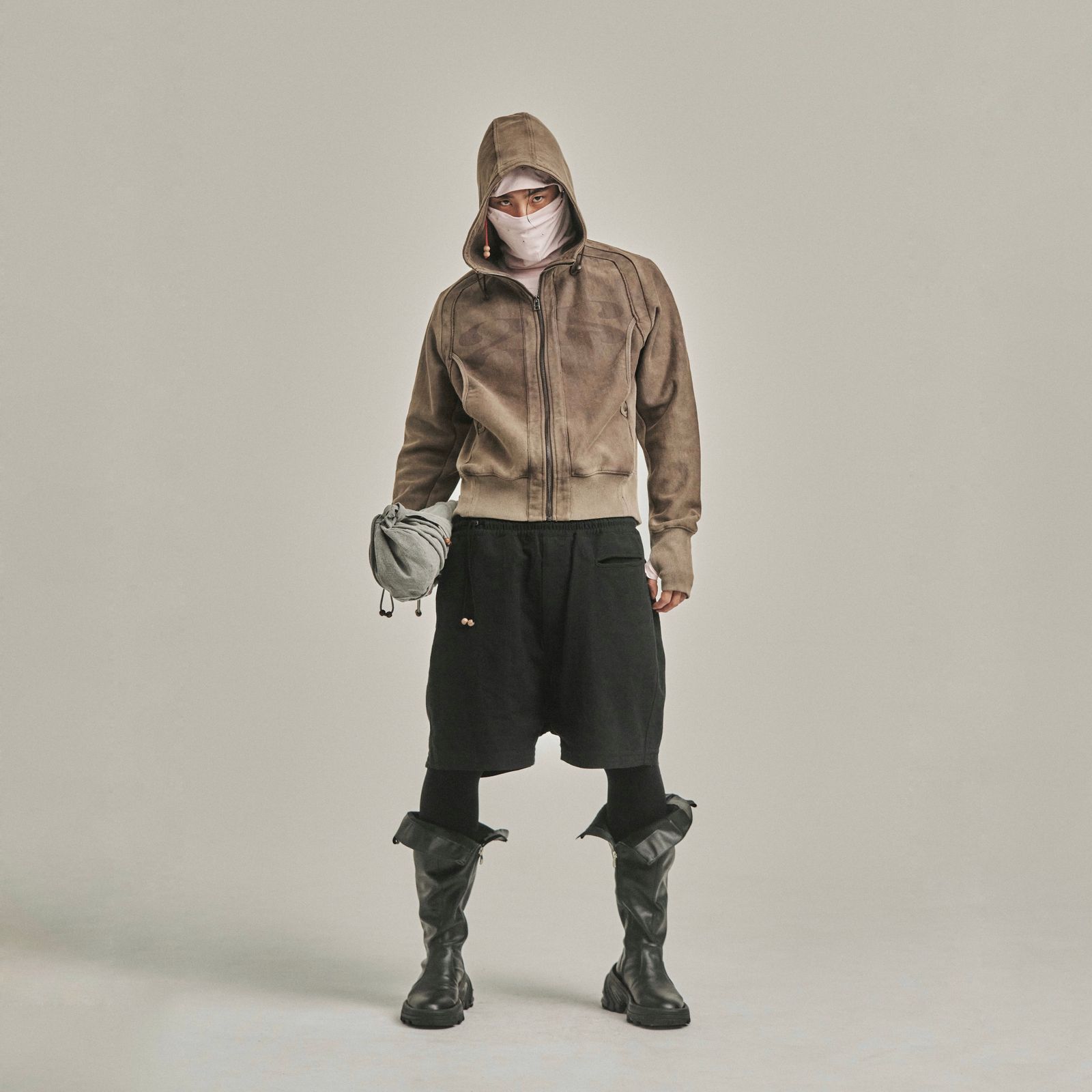 【残り一点】25 Hoodie