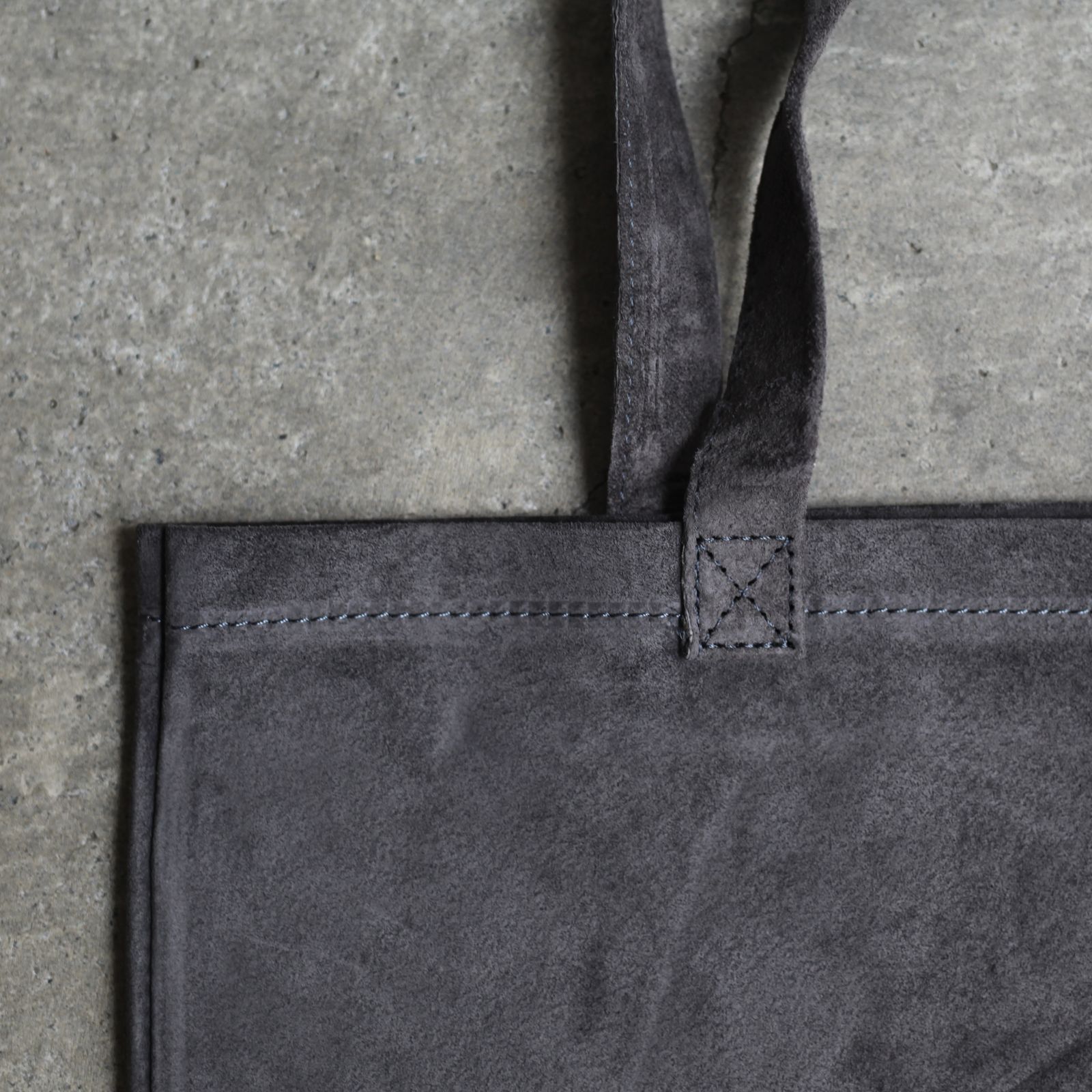 【再販売通知受付可能】Pig Bag_M(DARK GRAY)