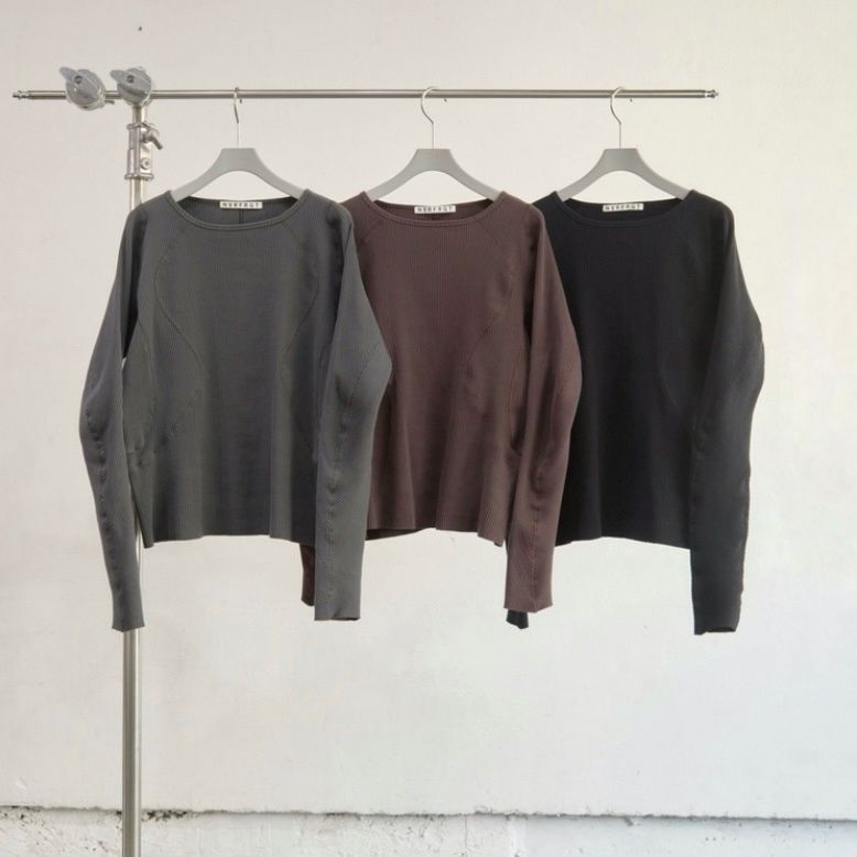 【残りわずか】Panelled Ribbed Long Sleeve T-shirt