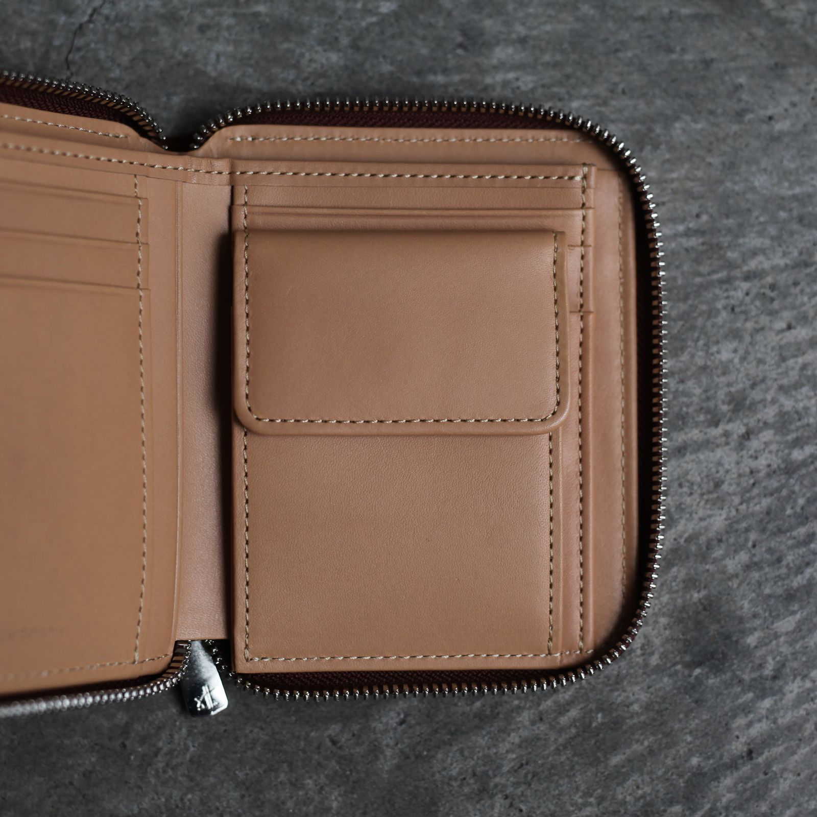 Hender Scheme - 【残り一点】Square Zip Purse(BROWN