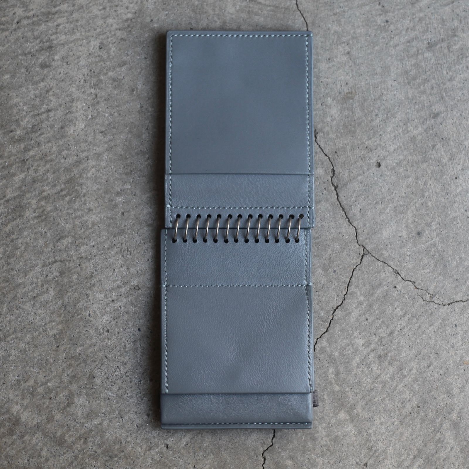 【残り一点】Coil Spring Wallet(MEMO_LAMB)