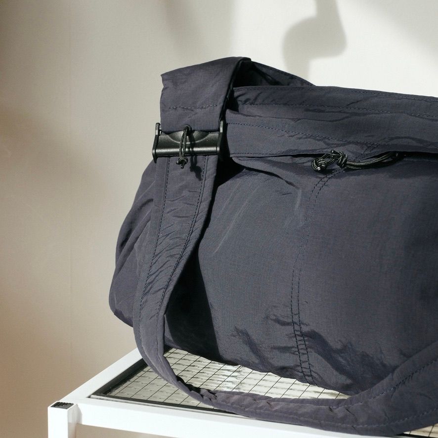 【残り一点】Big Nylon Shoulder Bag