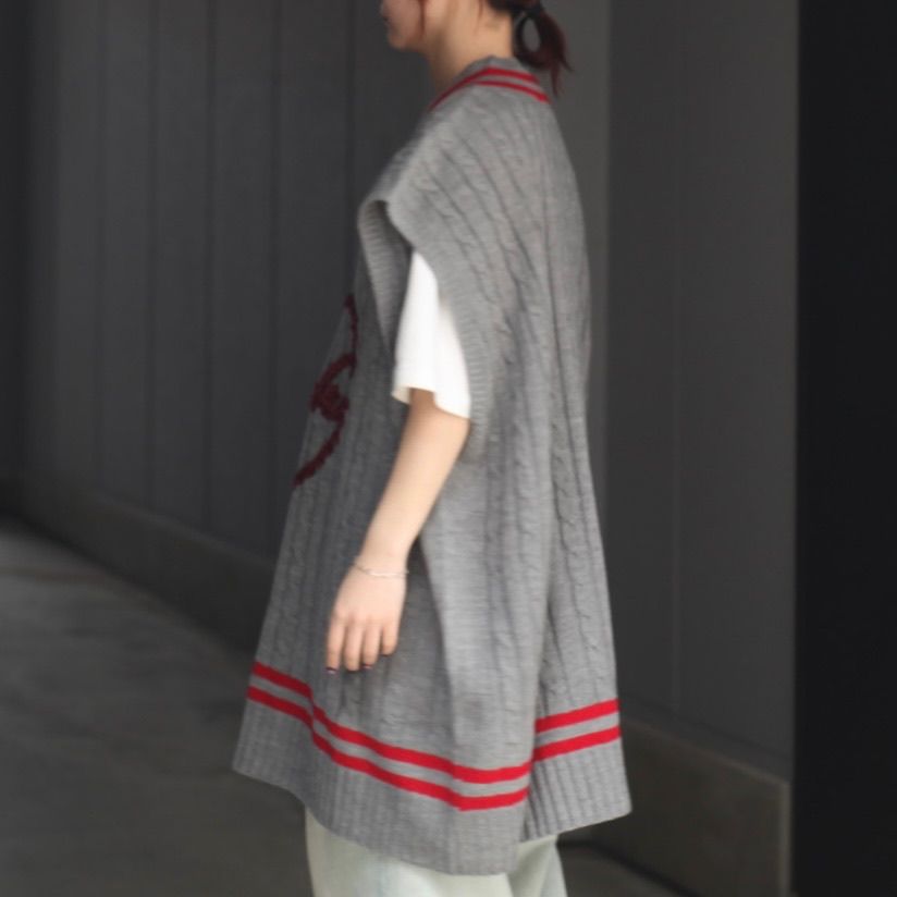 【残り一点】Oversized Cricket Vest Fuck Love Embroidery