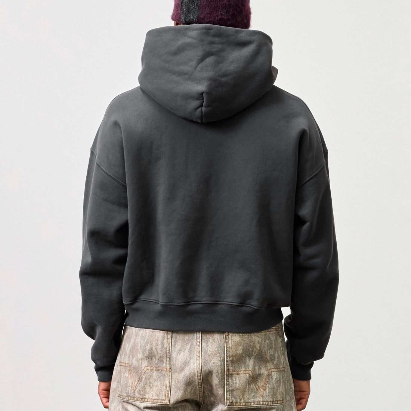 【残り一点】Black Darted Hoodie