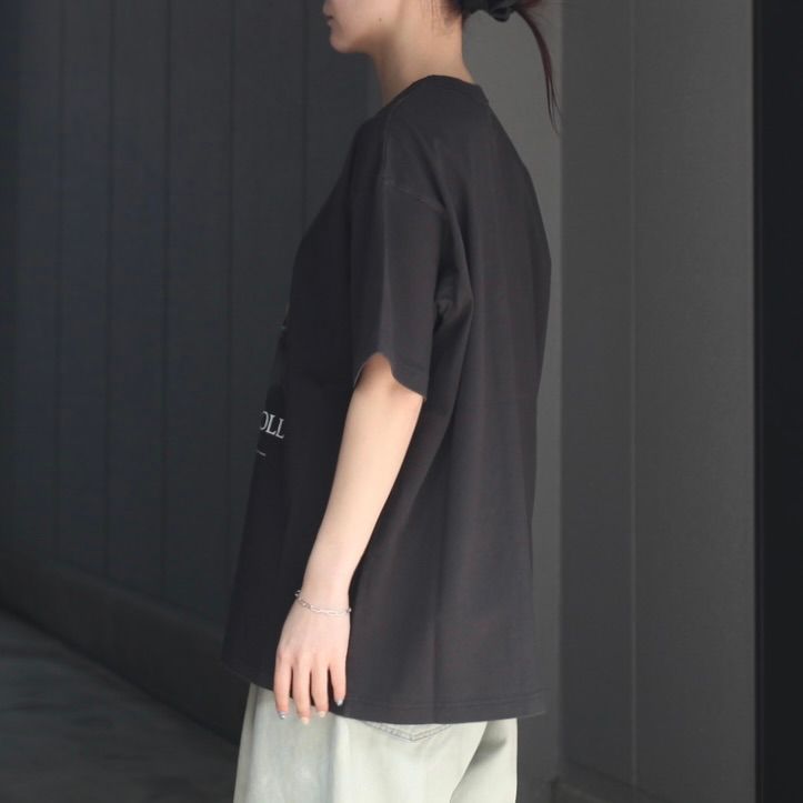 【残りわずか】"Button Eye Doll" H-S Tag Tee