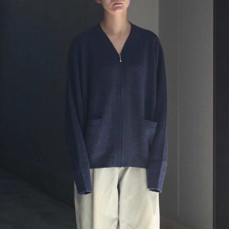 【残り一点】Nep V Zip-up Cardigan