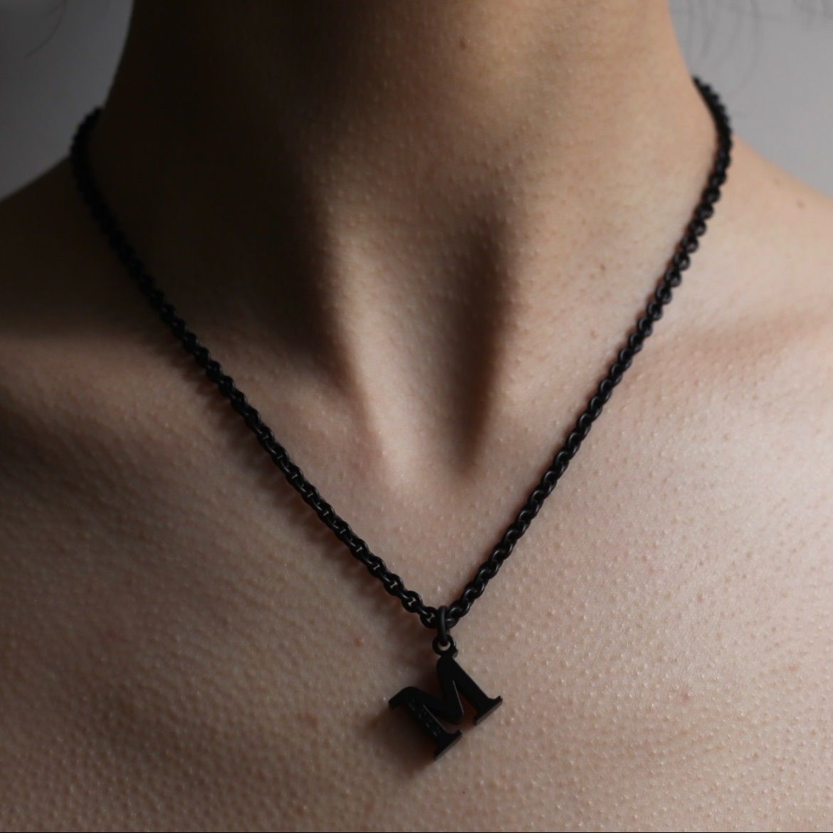 MUZE - 【残り一点】M Logo Necklace(SHINY BLACK) | ACRMTSM ONLINE STORE