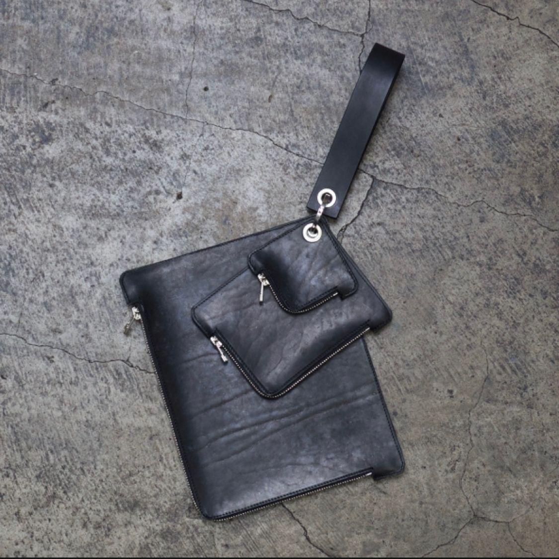 【お取り寄せ注文可能】Triple Bag(COW LEATHER)