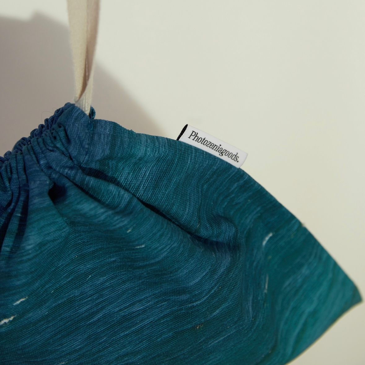 【残りわずか】Jeju Ocean Pouch Bag