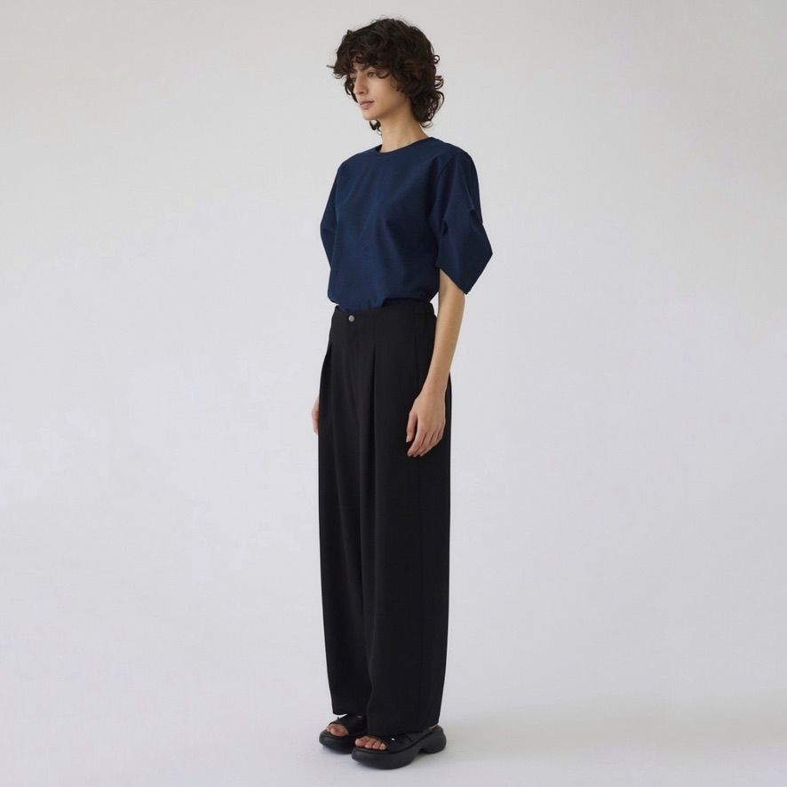 【残り一点】Tuck Sleeve Design Cut Tops