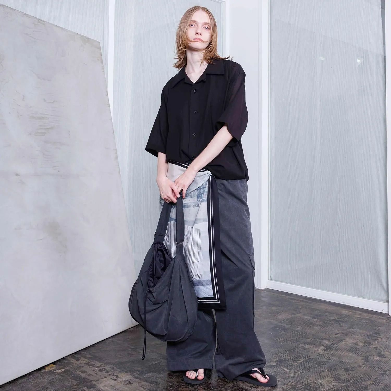 【残り一点】CO/NY ショルダーデイバッグ