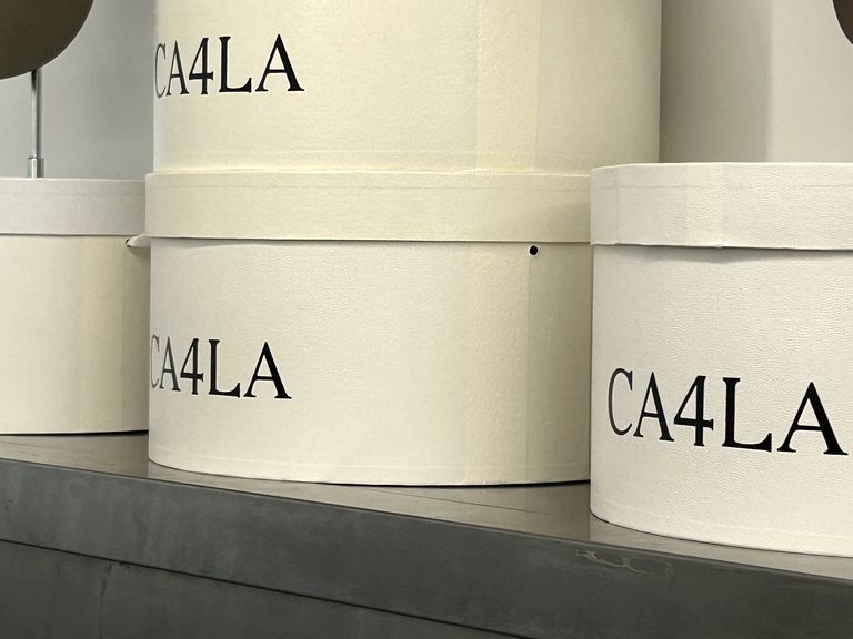 【CA4LA】の 世界観を象徴する “Hat Box” を ACRMTSM に導入