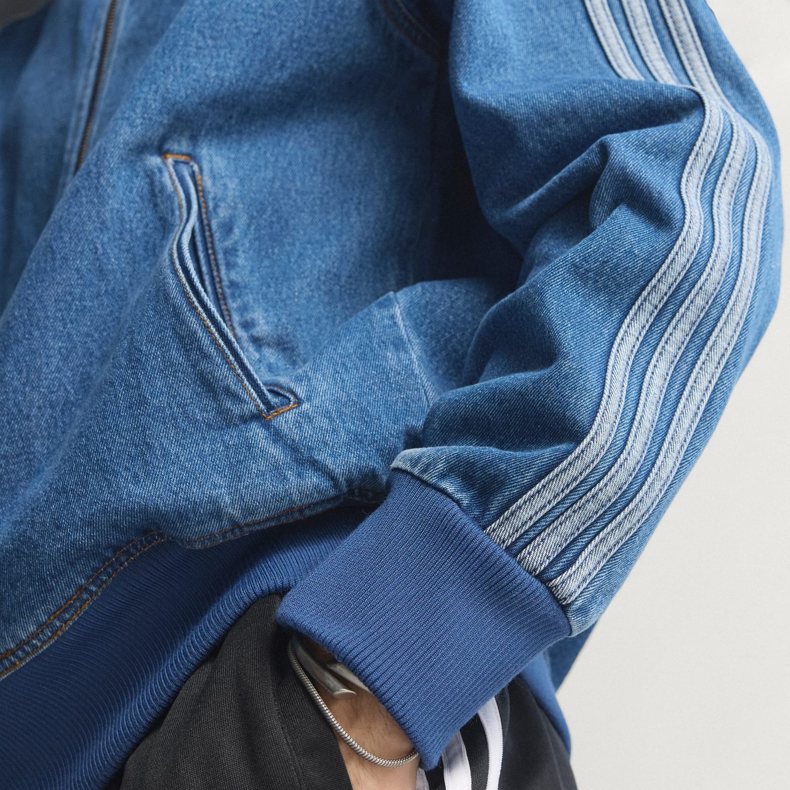 【残り一点】Denim FB TT