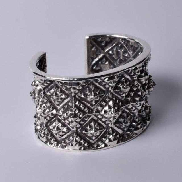 【お取り寄せ注文可能】Element Of Instinct 6 Bangle(SILVER)