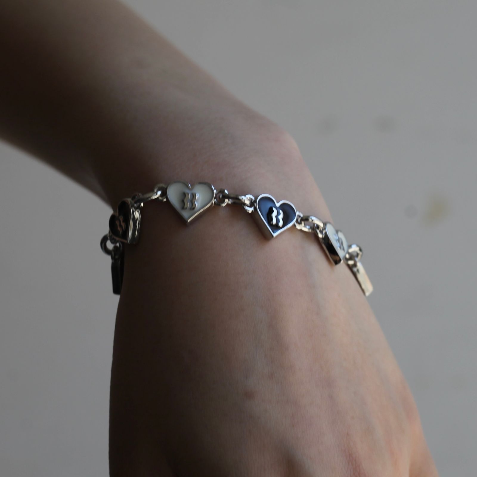 【残り一点】Multiple Logo Bracelet(SILVER)