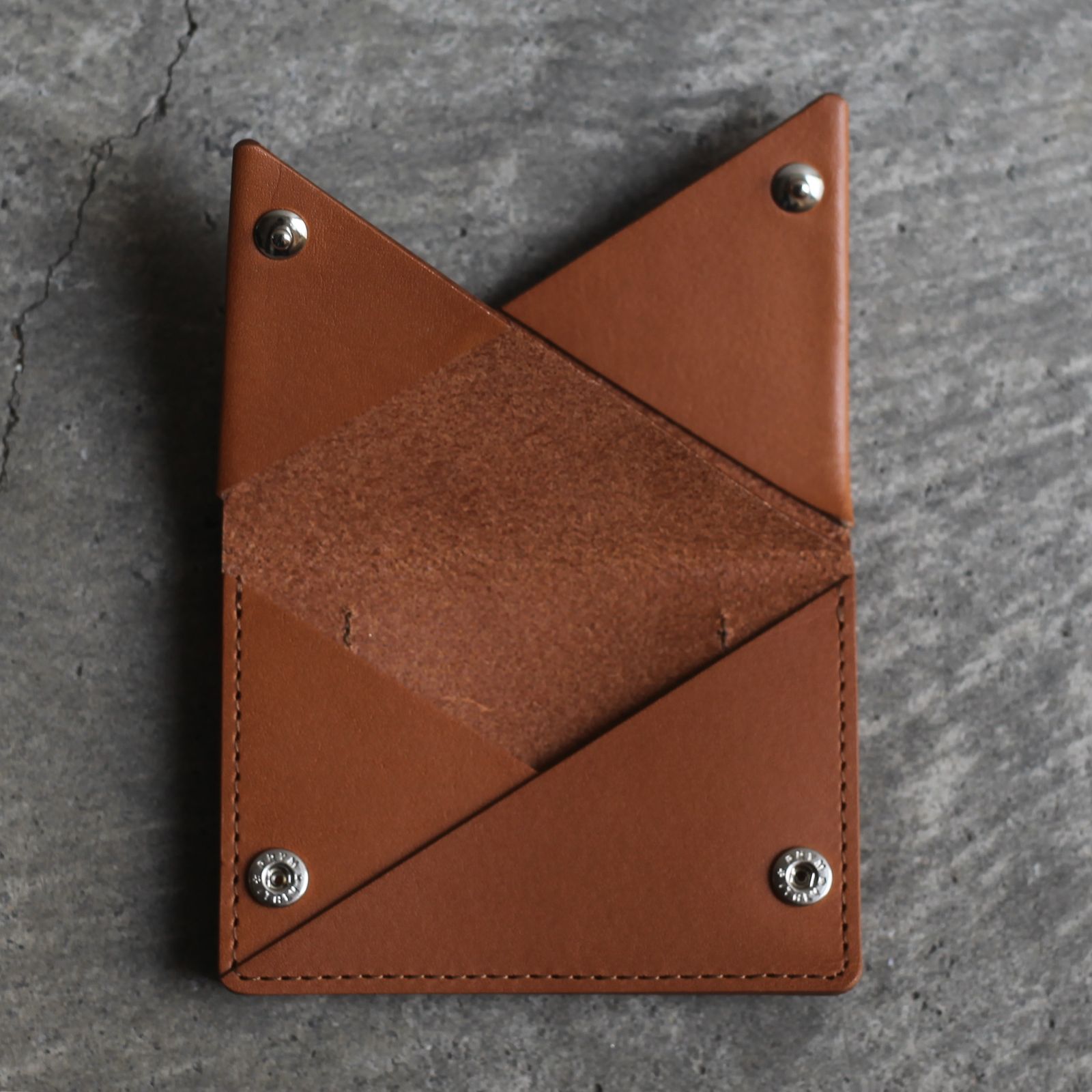 【残り一点】Slant Card Case
